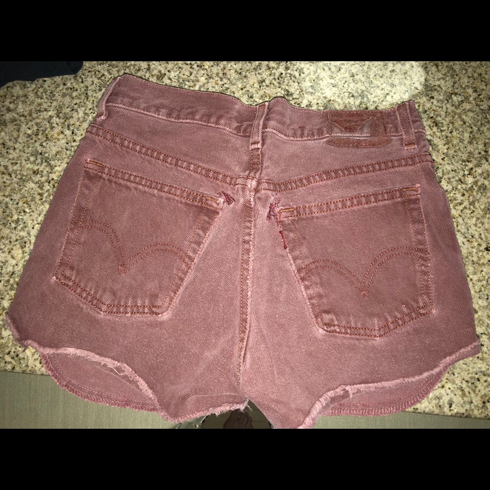 Maroon levi - Picture 2 of 3